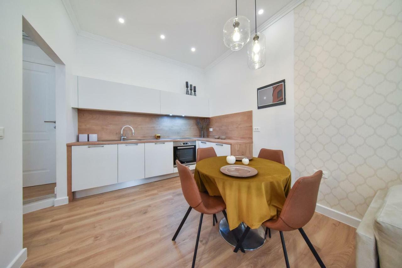 Center Simeon Apartment Zadar Eksteriør bilde